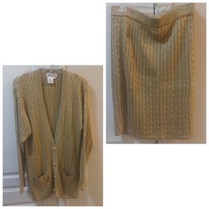 Outlander Studio Women's Vintage Two Pieces Skirt Set Size Large.